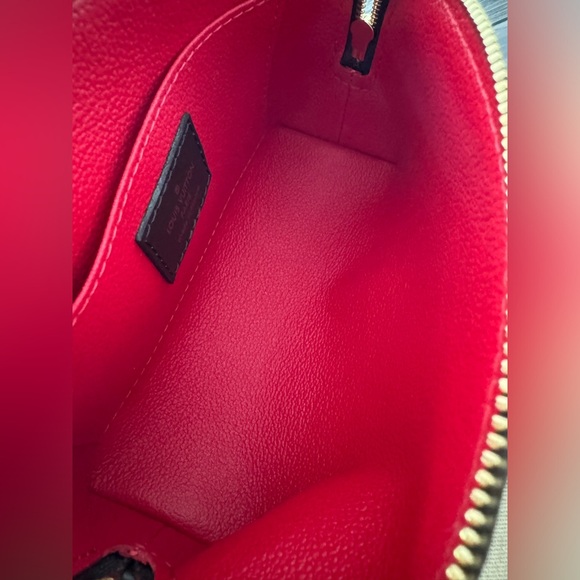 Authentic Louis Vuitton Damier Ebene Cosmetic Pouch in Like New Condition - Picture 13 of 16